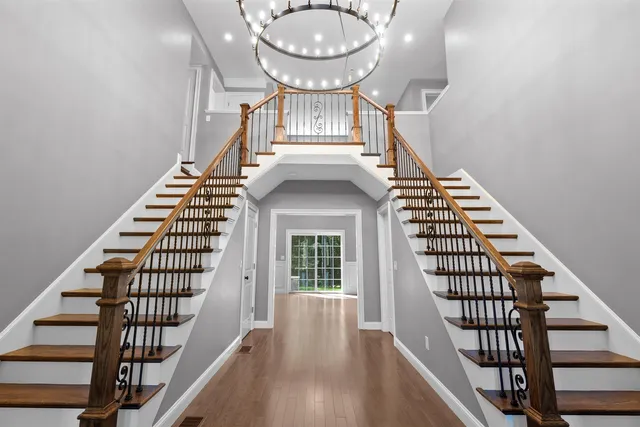 $1,350,000 | 45 Hobbs Road, Pelham, NH 03076