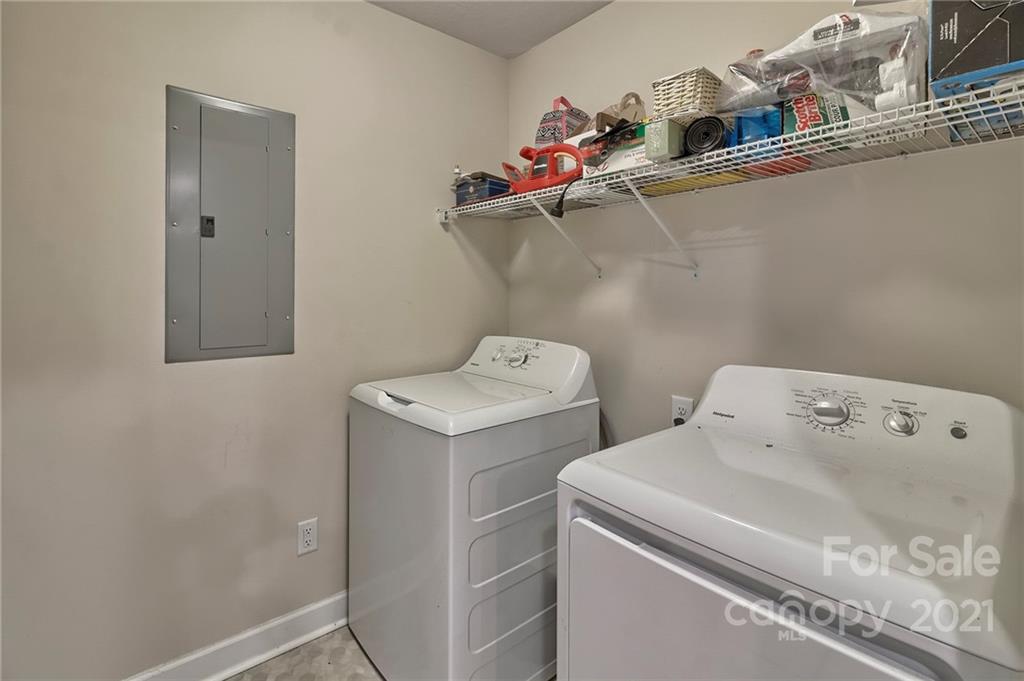 1063 Fincher Road Fort Lawn, SC 29714 - Photo 16 of 31 Gallery Image 16