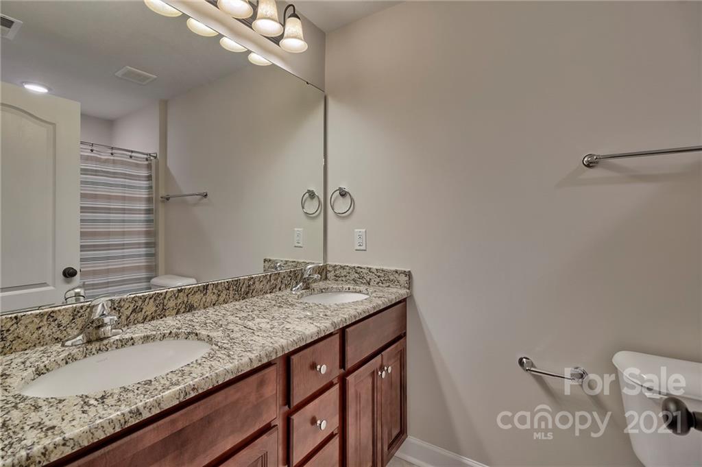 1063 Fincher Road Fort Lawn, SC 29714 - Photo 21 of 31 Gallery Image 21