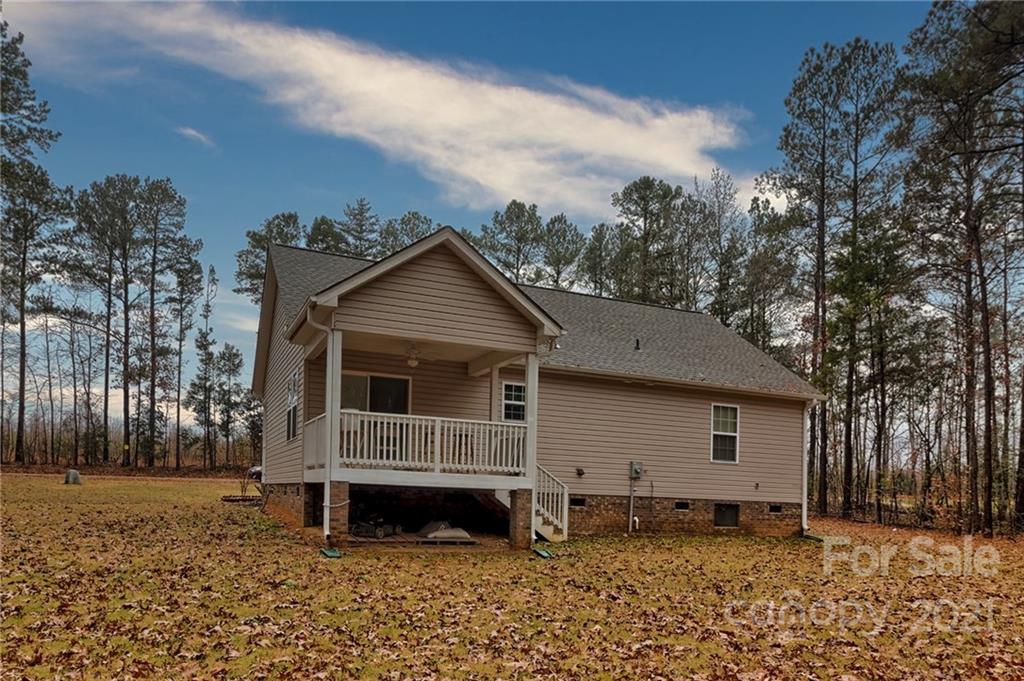 1063 Fincher Road Fort Lawn, SC 29714 - Photo 27 of 31 Gallery Image 27
