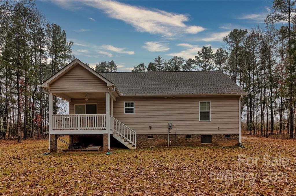 1063 Fincher Road Fort Lawn, SC 29714 - Photo 28 of 31 Gallery Image 28