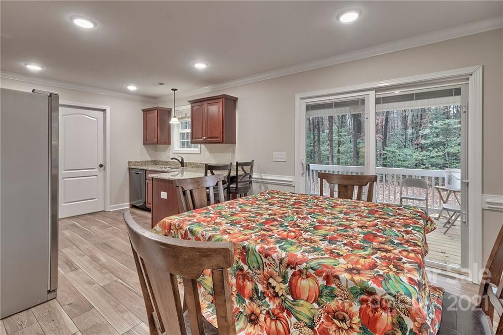 1063 Fincher Road Fort Lawn, SC 29714 - Photo 9 of 31 Gallery Image 9