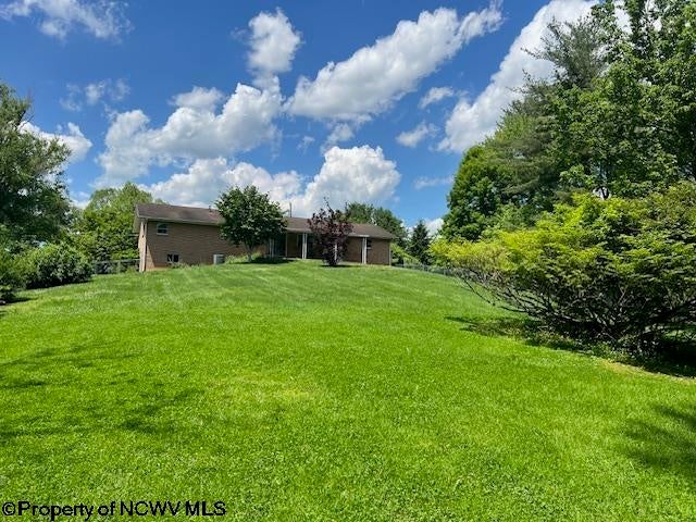 1601 Clifton Road Fairmont, WV 26554 - Photo 11 of 28 Gallery Image 11