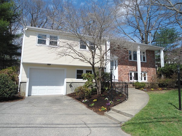 15 Skyview Road Randolph, MA 02368 - Photo 1 of 17 Gallery Image 1