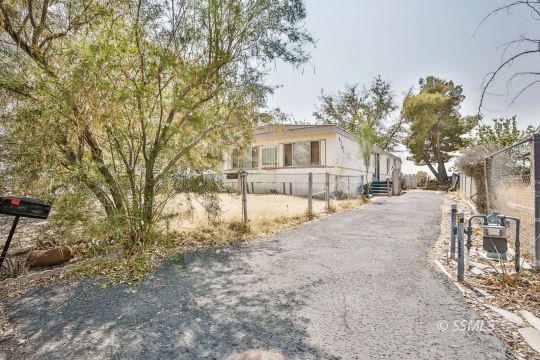 5201 Nolina Avenue Ridgecrest, CA 93555 - Photo 2 of 31 Gallery Image 2
