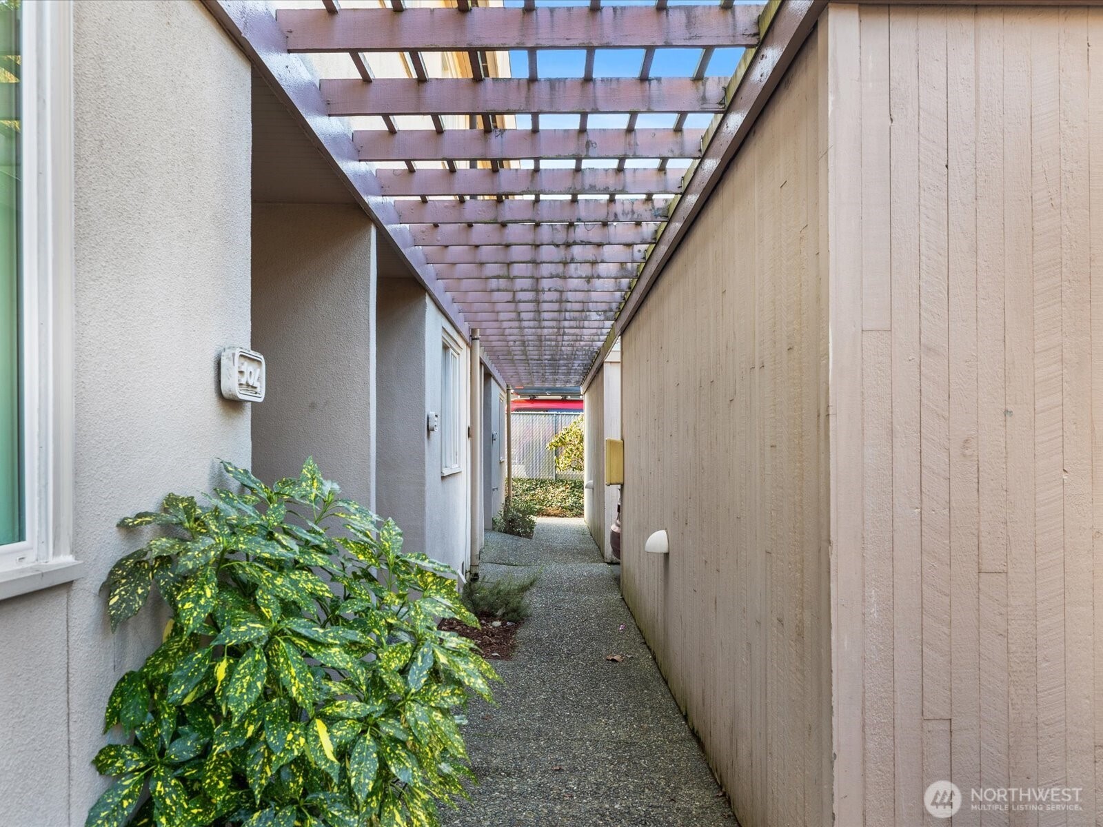 8225 212th Street Southwest, Unit 302 Edmonds, WA 98026 - Photo 15 of 16 a porch with seating space