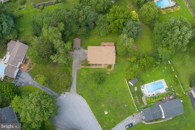 $599,000 | 2 Martins Lane, Downingtown, PA 19335