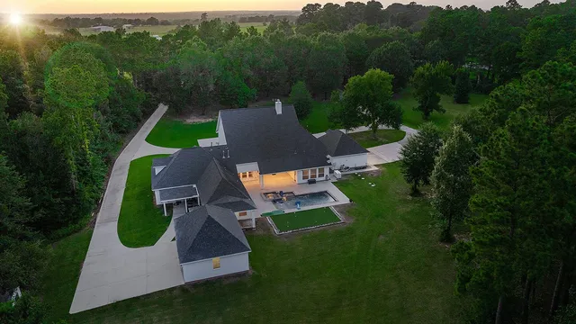 $2,250,000 | 1817 St Beulah Chapel Road, Montgomery, TX 77316