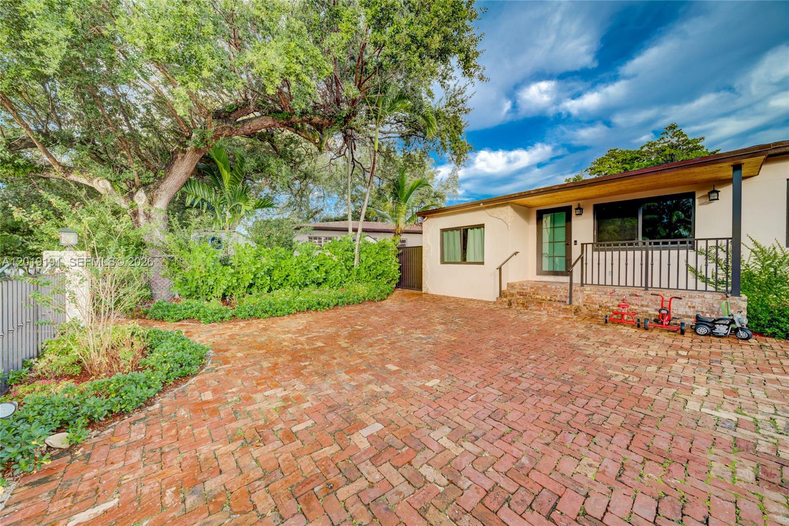 6631 Tamiami Canal Road Miami, FL 33126 - Photo 19 of 19