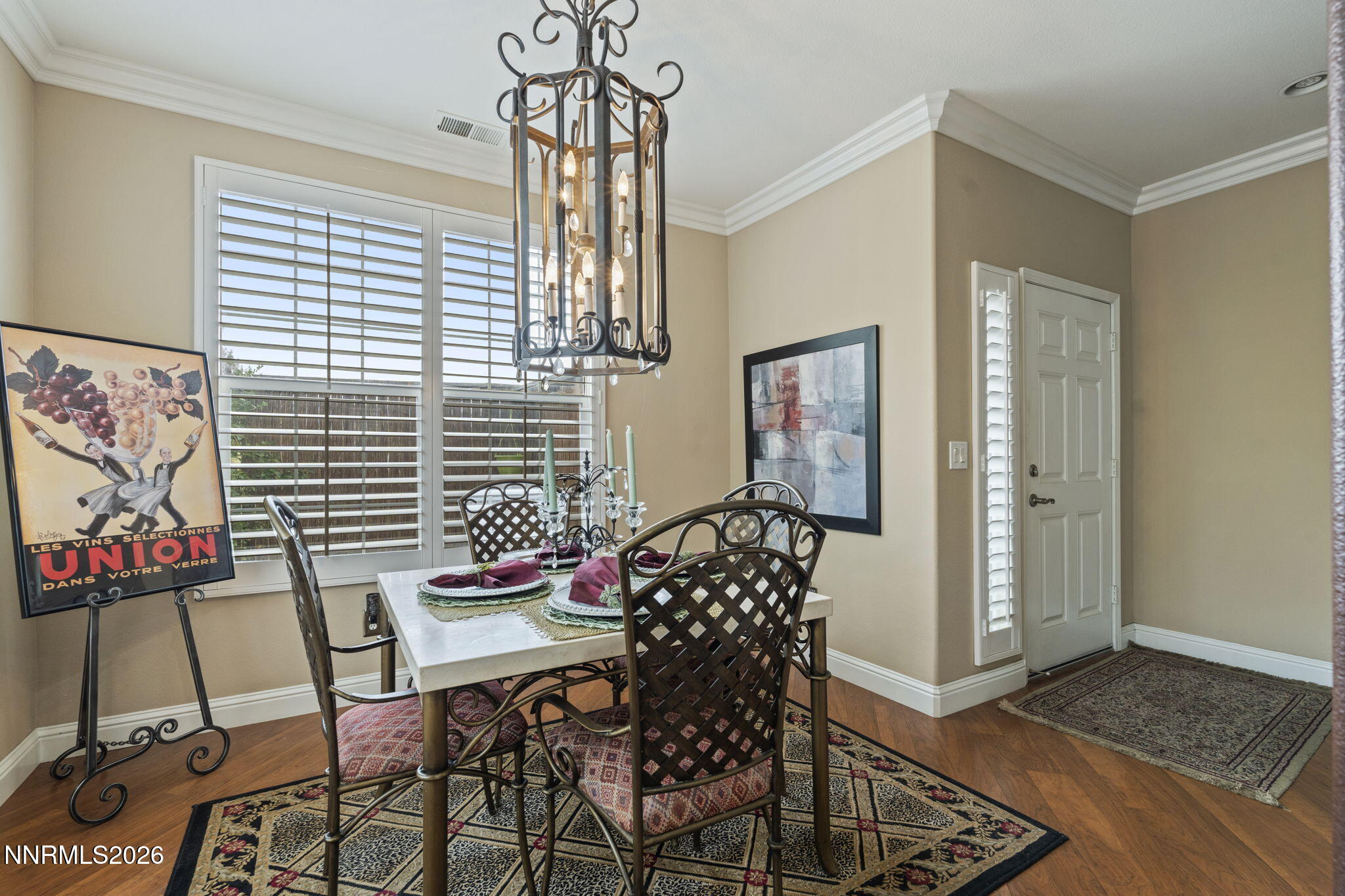 1600 Mountain Lane Reno, NV 89521 - Photo 9 of 24 a view of a livingroom with furniture