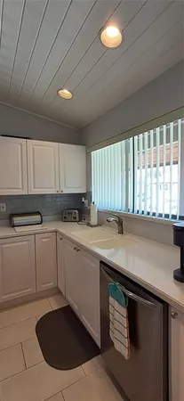 $173,900 | 7201 Country Club Drive, Unit G21, Lake Wales, FL 33898