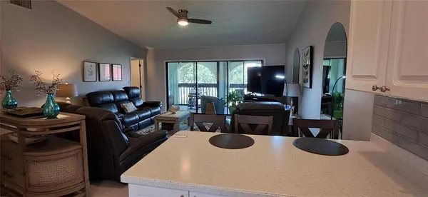 $173,900 | 7201 Country Club Drive, Unit G21, Lake Wales, FL 33898