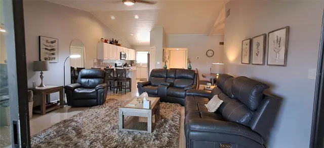 $181,000 | 7201 Country Club Drive, Unit G21, Lake Wales, FL 33898