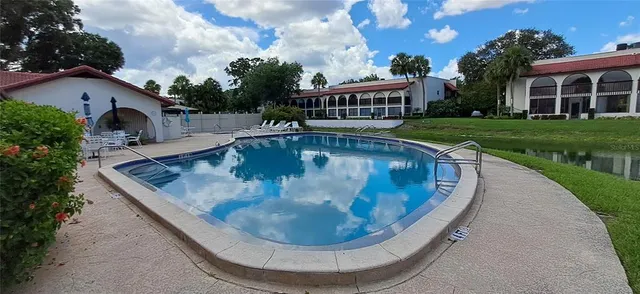 $181,000 | 7201 Country Club Drive, Unit G21, Lake Wales, FL 33898