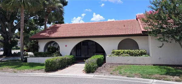 $173,900 | 7201 Country Club Drive, Unit G21, Lake Wales, FL 33898