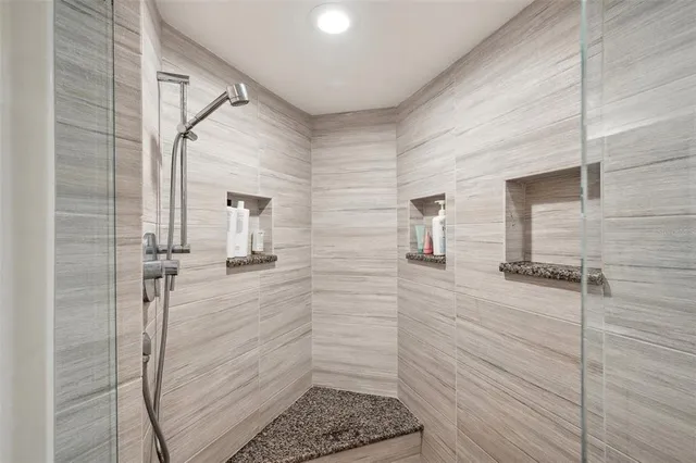 $579,990 | 1200 Country Club Drive, Unit 5506, Largo, FL 33771