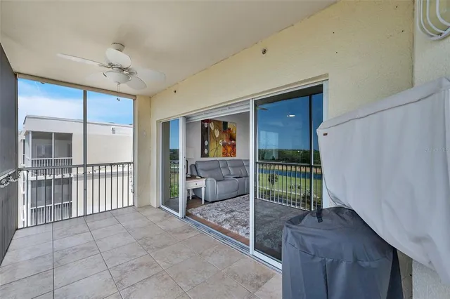 $579,990 | 1200 Country Club Drive, Unit 5506, Largo, FL 33771