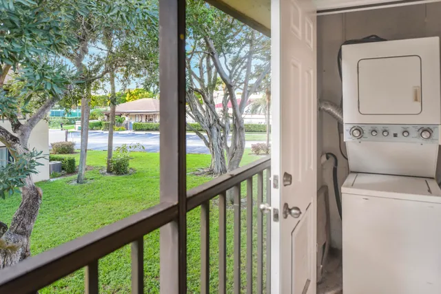 $2,275 | 21951 Soundview Terrace, Unit 207, Boca Raton, FL 33433