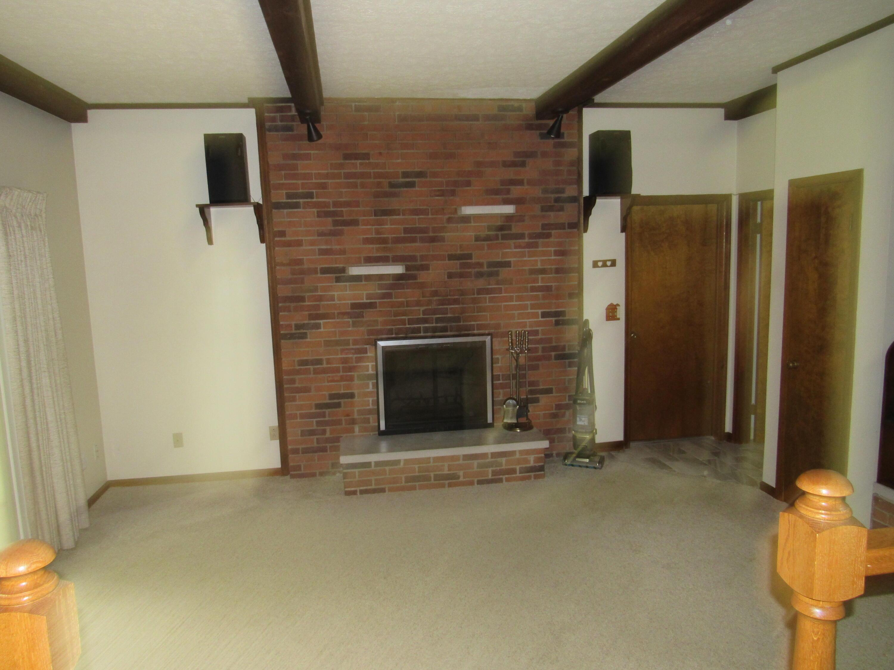 8080 Hagerty Road Ashville, OH 43103 - Photo 7 of 45 Family oom