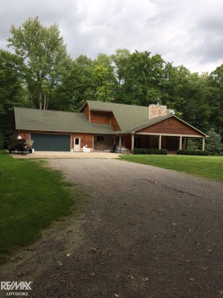 8335 Morrow Road Algonac, MI 48001 - Photo 44 of 45 31290448-43.JPG
