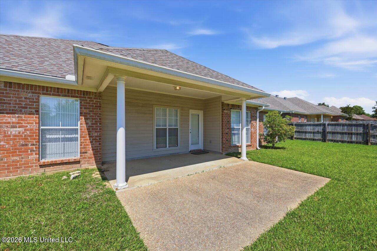 210 Cres Ridge Drive Madison, MS 39110 - Photo 29 of 32 28-210 Cres Ridge Dr _ Hometoursms.com