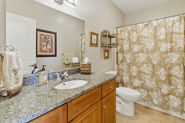 $879,900 | 2 Powder Mill Square, Unit 2B, Andover, MA 01810