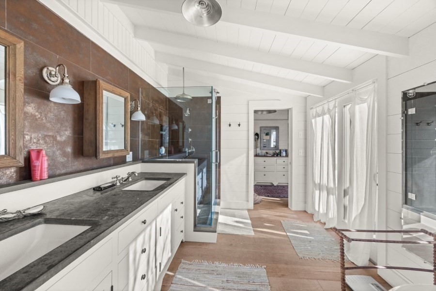 205 S Road Chilmark, MA 02535 - Photo 20 of 41