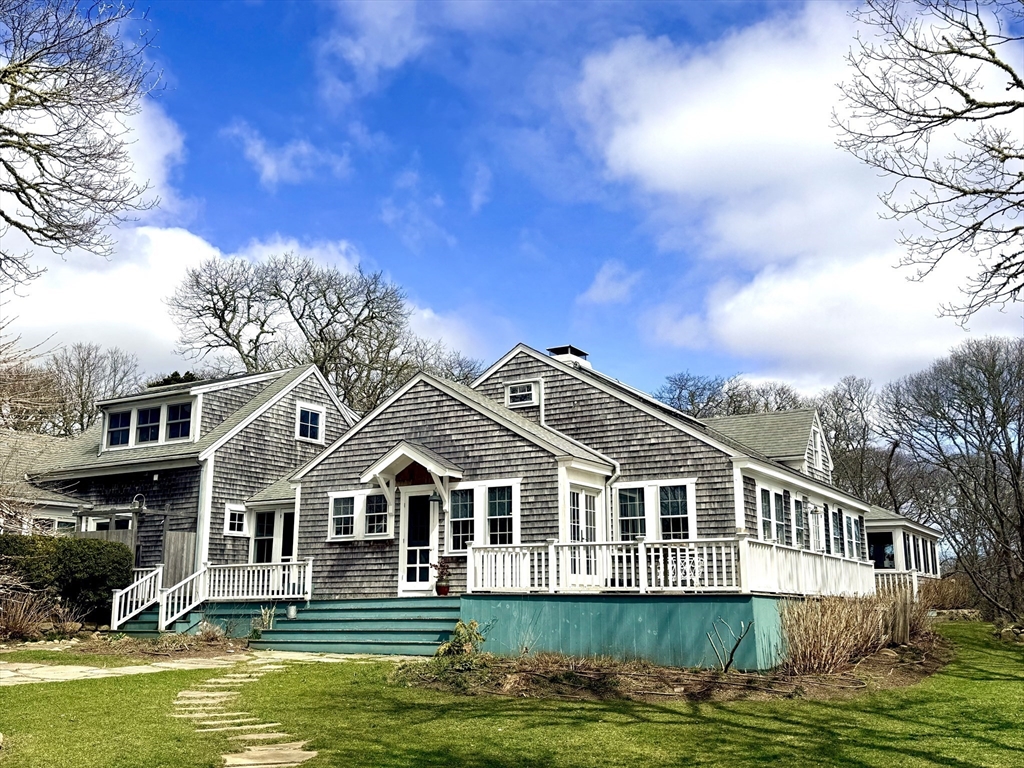 205 S Road Chilmark, MA 02535 - Photo 2 of 41