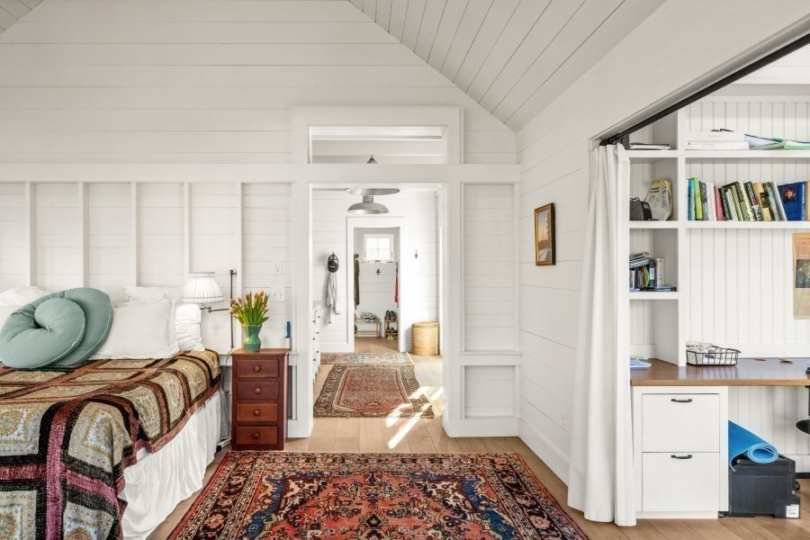 205 S Road Chilmark, MA 02535 - Photo 22 of 41