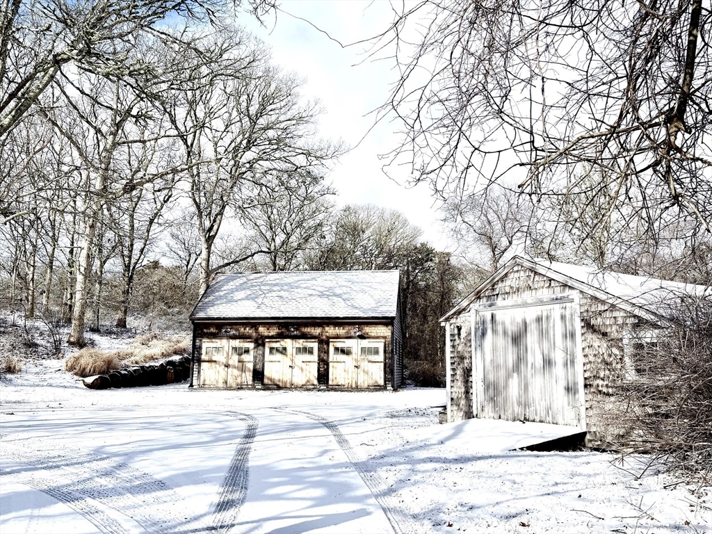 205 S Road Chilmark, MA 02535 - Photo 37 of 41