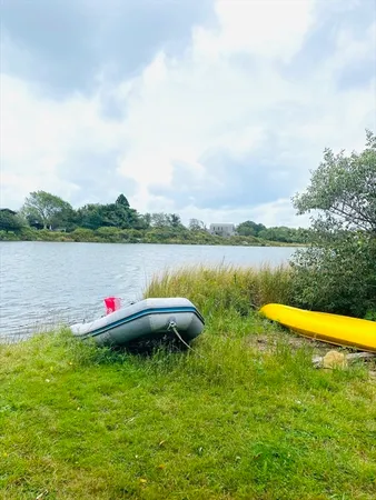 $5,650,000 | 205 S Road, Chilmark, MA 02535