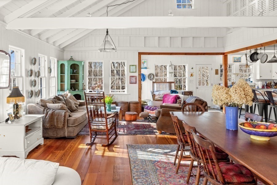 205 S Road Chilmark, MA 02535 - Photo 6 of 41