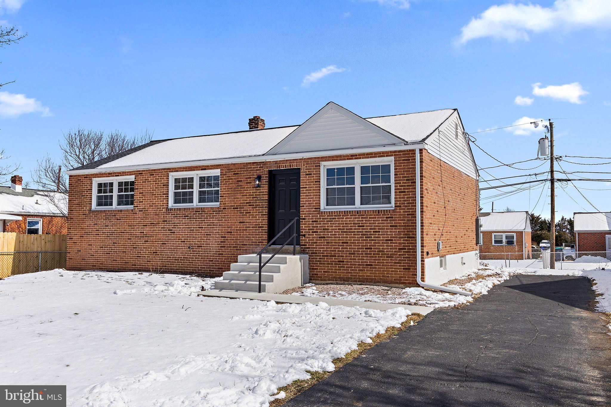 318 South Dupont Road Wilmington, DE 19804 - Photo 1 of 32