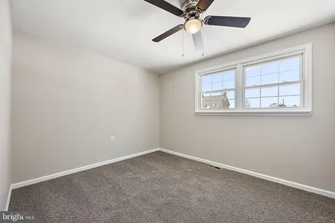 $379,999 | 318 South Dupont Road, Wilmington, DE 19804