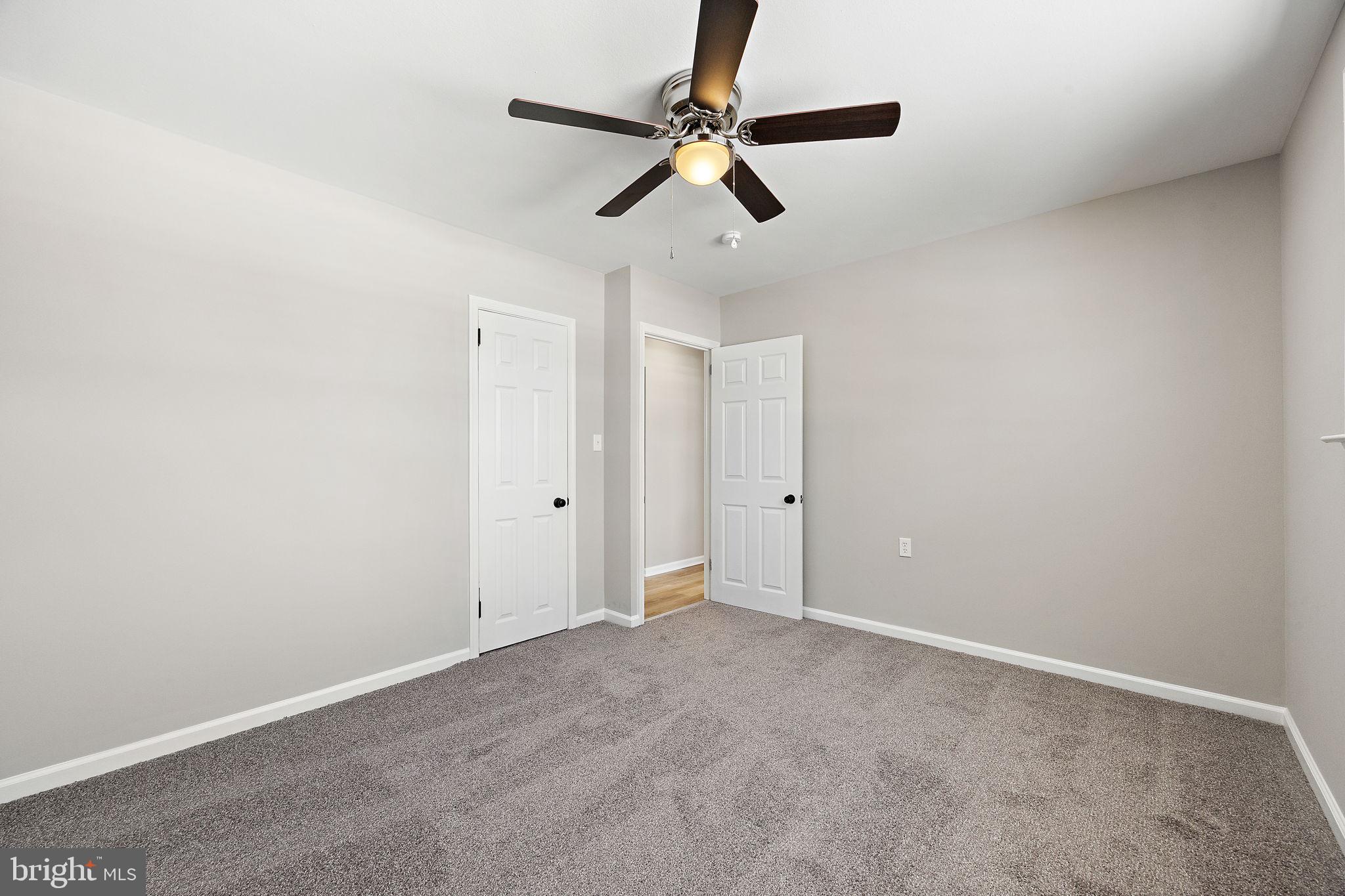 318 South Dupont Road Wilmington, DE 19804 - Photo 15 of 32 Second bedroom