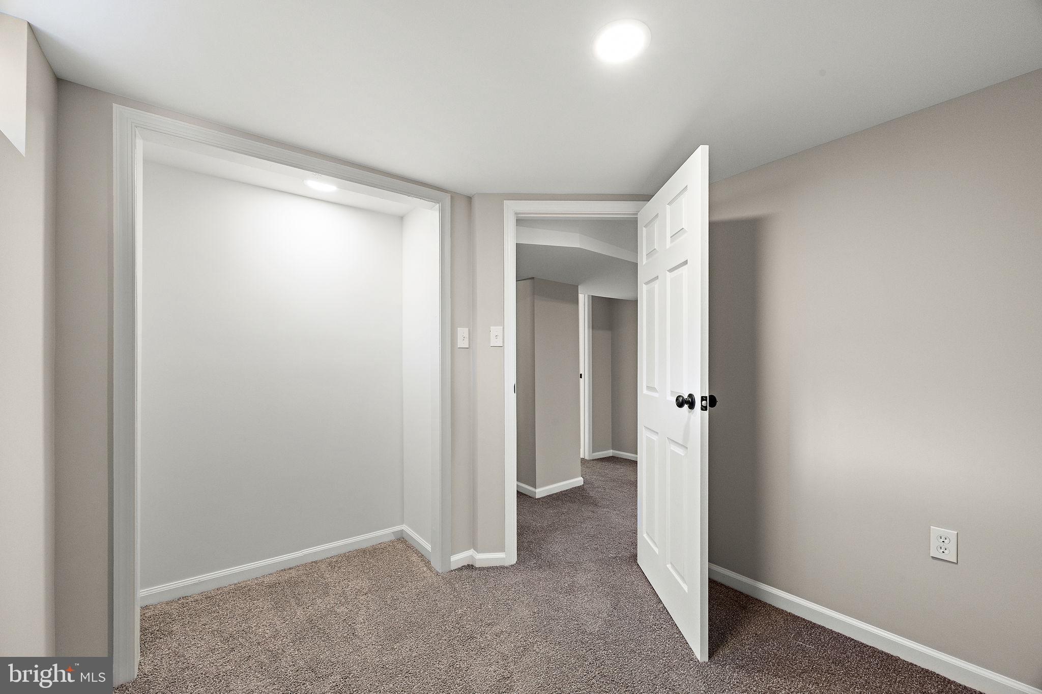 318 South Dupont Road Wilmington, DE 19804 - Photo 24 of 32 Fourth bedroom