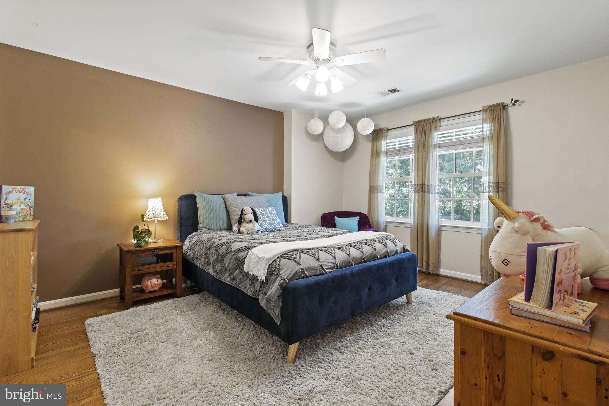 10016 Hall Road Potomac, MD 20854 - Photo 19 of 30 Bedroom 2