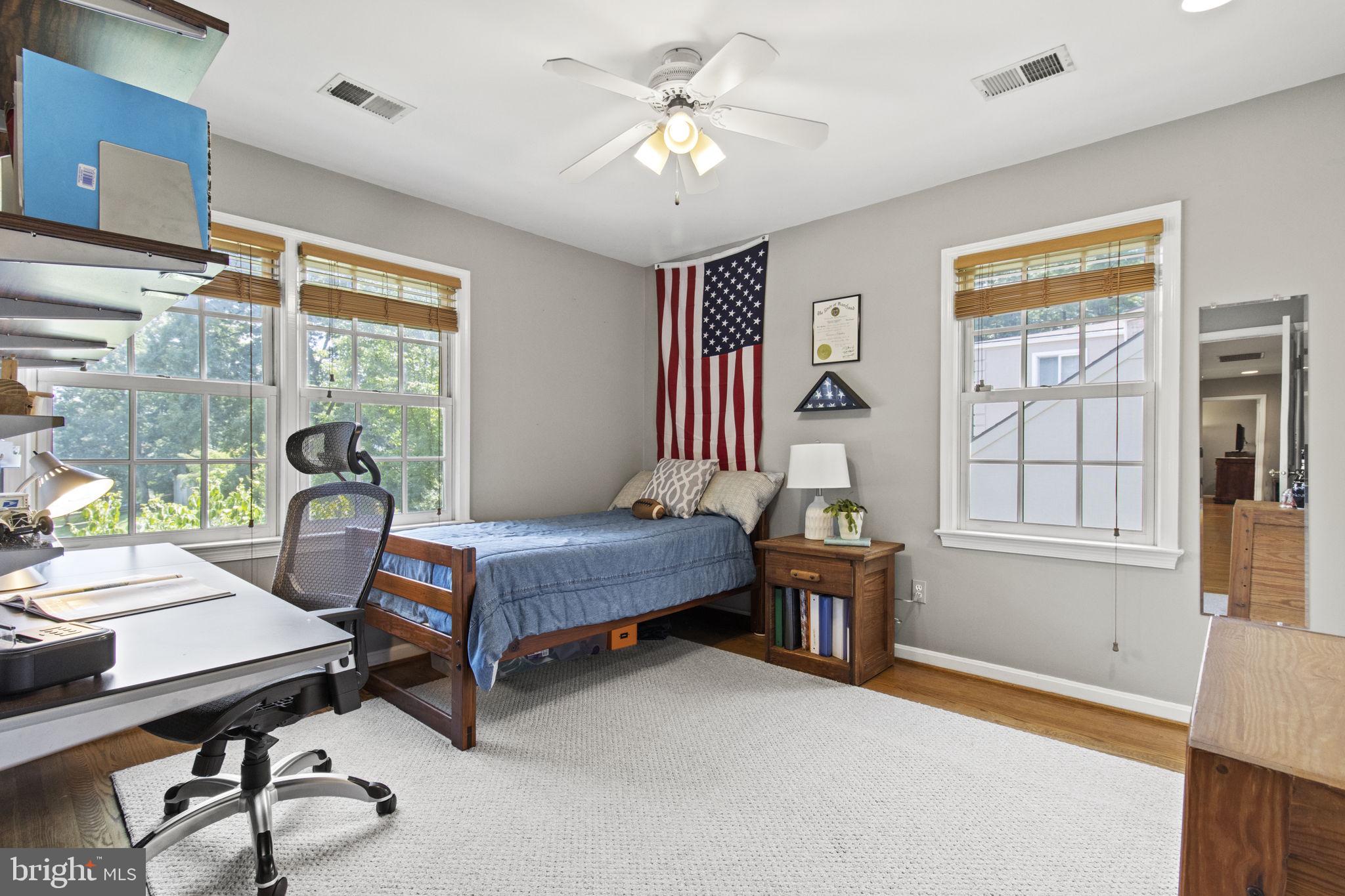 10016 Hall Road Potomac, MD 20854 - Photo 23 of 30 Bedroom 4