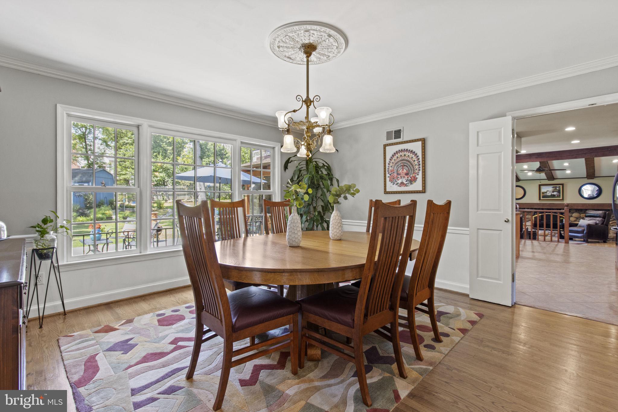 10016 Hall Road Potomac, MD 20854 - Photo 5 of 30 Formal Dining Room