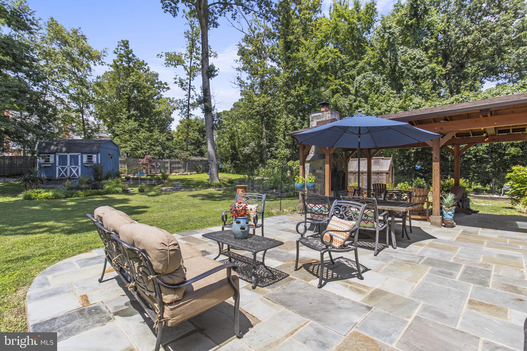 10016 Hall Road Potomac, MD 20854 - Photo 10 of 30 Large Flat Landscaped Yard