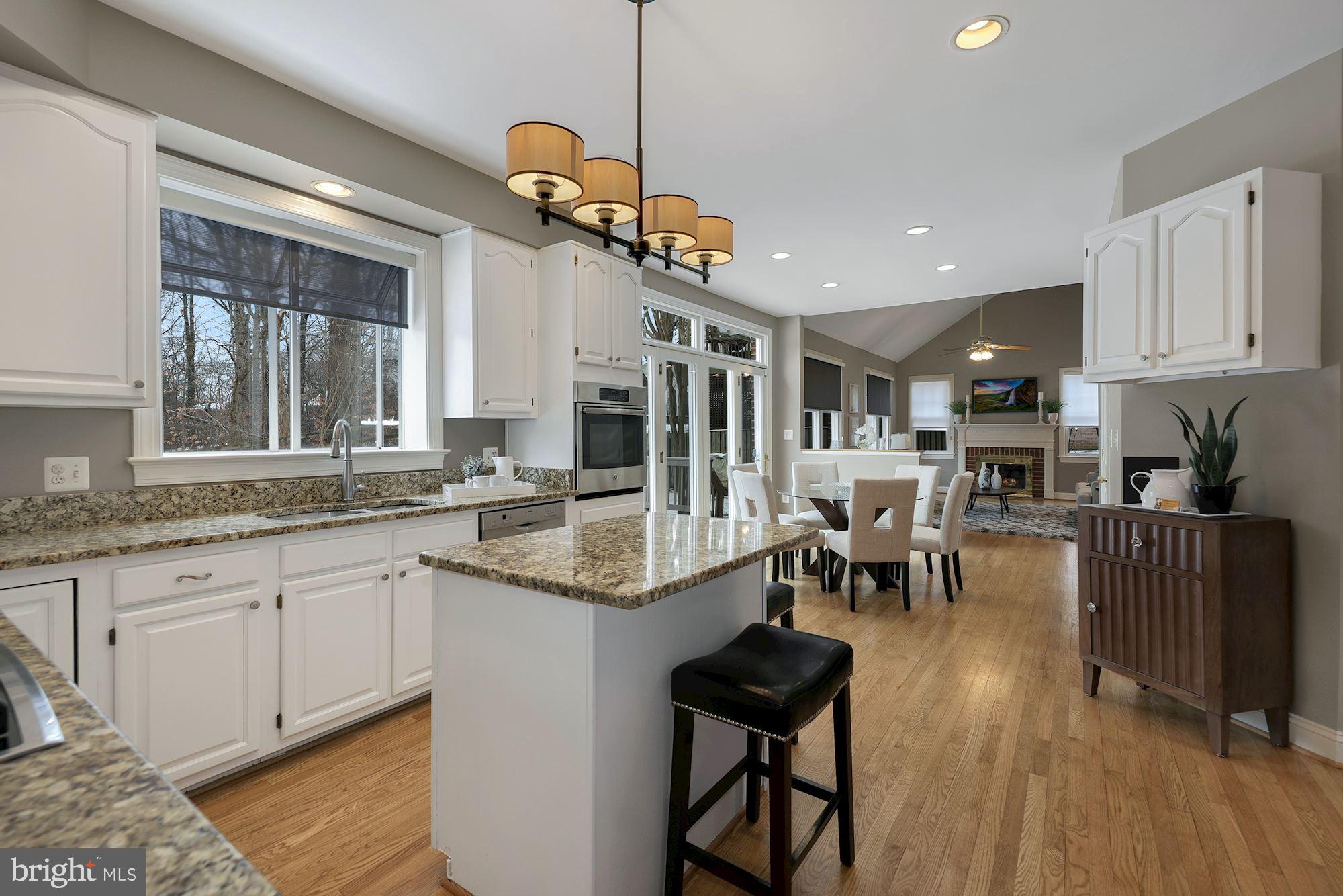 6808 Rannoch Road Bethesda, MD 20817 - Photo 12 of 38 Kitchen opens to eating space and family rm