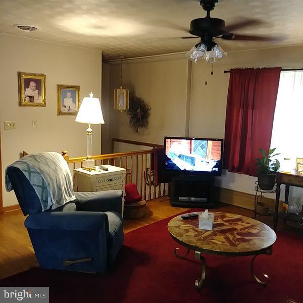 4303 Old Taneytown Road Taneytown, MD 21787 - Photo 5 of 18 Gallery Image 5