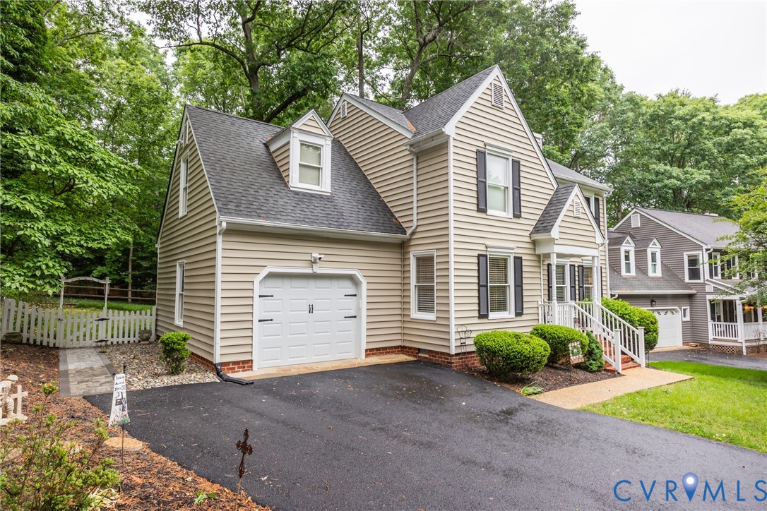 5603 Standing Oak Road Midlothian, VA 23112 - Photo 34 of 43 Two-story home featuring light-colored siding, a d