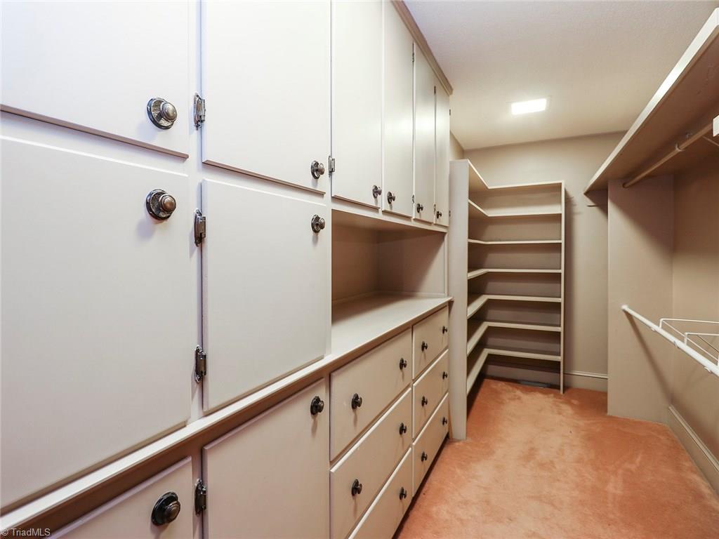 108 Mendenhall Road Jamestown, NC 27282 - Photo 17 of 30 Gallery Image 17