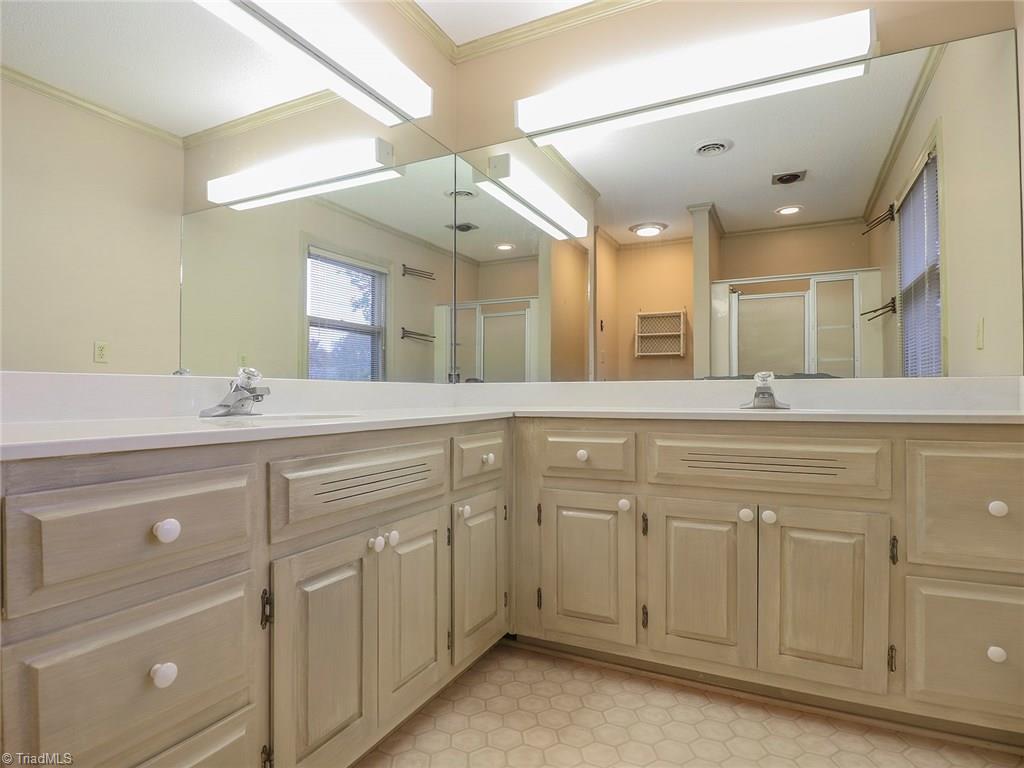 108 Mendenhall Road Jamestown, NC 27282 - Photo 21 of 30 Gallery Image 21