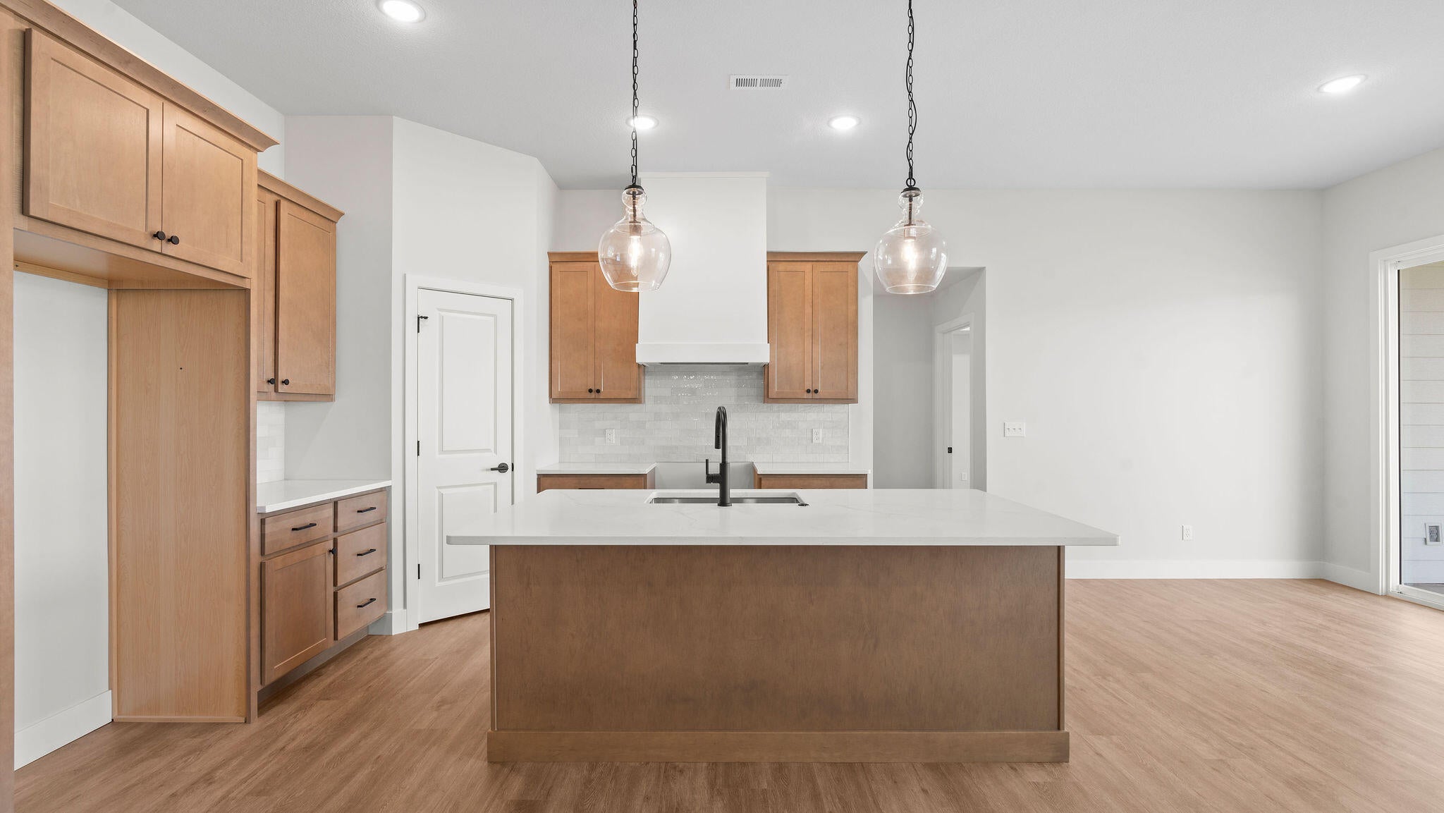 4405 Royal County Road Columbia, MO 65201 - Photo 9 of 36 Gallery Image 9