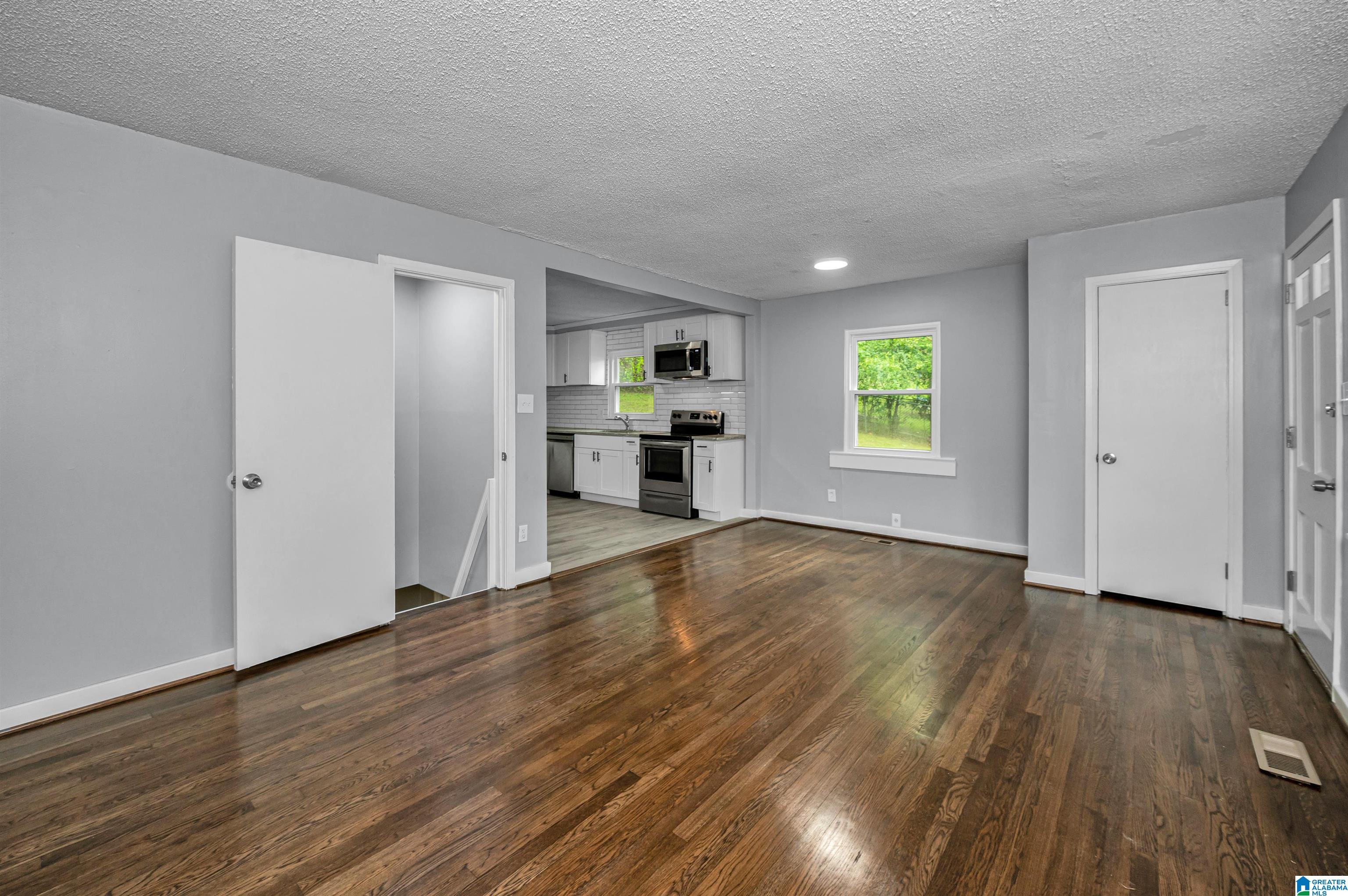 2228 Reed Road Northeast Center Point, AL 35215 - Photo 11 of 37
