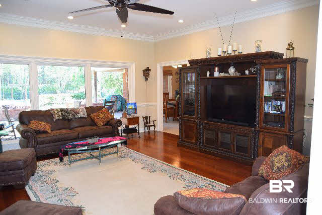 9370 Gayfer Court Fairhope, AL 36532 - Photo 2 of 21