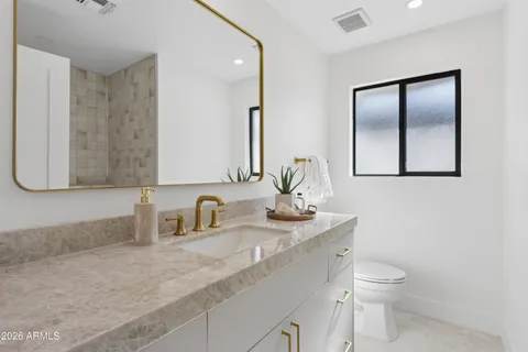$1,550,000 | 144 East Winter Drive, Phoenix, AZ 85020