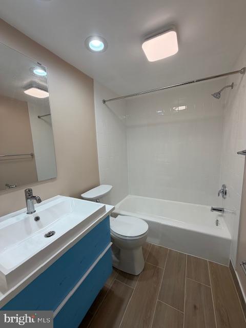 10008 Stedwick Road, Unit 10008 Montgomery Village, MD 20886 - Photo 14 of 17 BATH